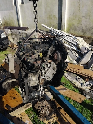 Vând motor mașină - imagine 3