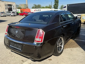 Lancia Thema Chrysler 300c, 3.0 diesel, an 2012 DOARpentru dezmembrat, motorul desfacut in portbagaj - imagine 4