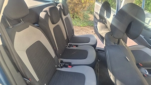 Citroen C4 Grand Picasso 1.6 BlueHDi 120CP EAT6  - imagine 8