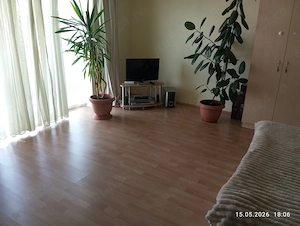 Inchiriez apartament cu 1 camera 5 minute de primărie Floresti