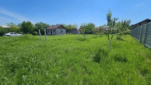 DUMBRAVA - 1219 mp Teren ideal casă – asfalt, utilități - imagine 3
