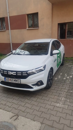 Vînd logan prestige + 2023 colant bolt activ  - imagine 3
