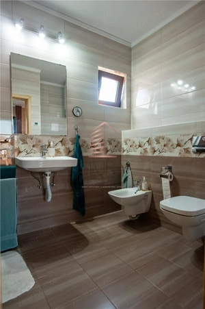 Vila D+P+E cu jaccuzi exterior in Iosia - imagine 9