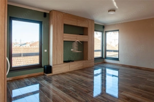 Vila D+P+E cu jaccuzi exterior in Iosia - imagine 3