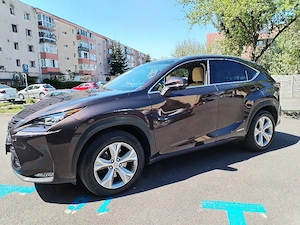 Lexus NX 300h hybrid 