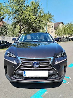 Lexus NX 300h hybrid  - imagine 2