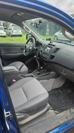 Toyota Hilux D-4D 2.5 - imagine 6