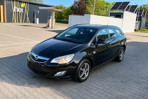 Opel Astra J 1.7CDTI	-	Euro 5	*	Climatronic	*	Pilot	*	Jante	*	Economica si Fiabila