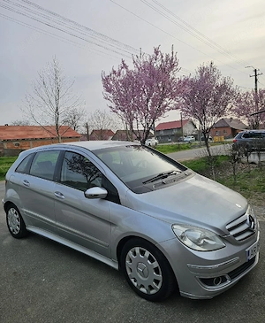 Vând schimb Mercedes B-Classe  - imagine 2