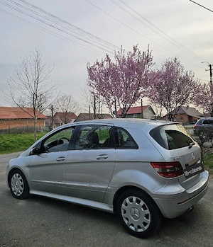 Vând schimb Mercedes B-Classe  - imagine 3