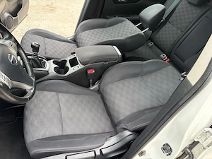 Nissan Qashqai 2017, 1.5 DCI 110 CP Navi Camera Clima Distronic Service Istoric la Zi - imagine 9