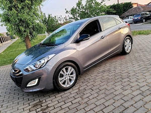 Hyundai i30 Facelift Full led 1.5 Diesel 6+1 Trepte 93.000 Km Verificabili-Garantie-Impecabilă! - imagine 5