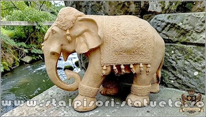 Statuetă elefant mare, galben patinat, model S54.