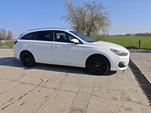 Vând sau Schimb Hyundai i30 CW 2020, 1.6 CRDi 136 CP   Manuală   212.000 km Fără Daune  - imagine 3