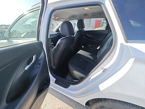 Vând sau Schimb Hyundai i30 CW 2020, 1.6 CRDi 136 CP   Manuală   212.000 km Fără Daune  - imagine 7