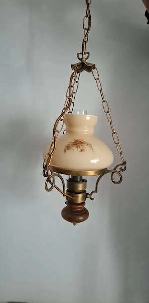 Lustra tip candelabru