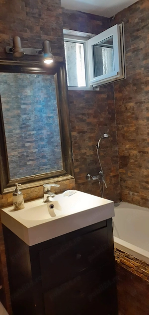 Închiriez apartament cu 2 camere decomandat utilat complet mobilat  - imagine 5