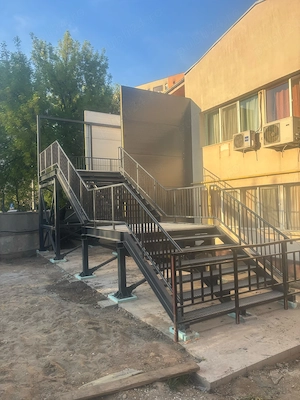 Scari metalice ISU