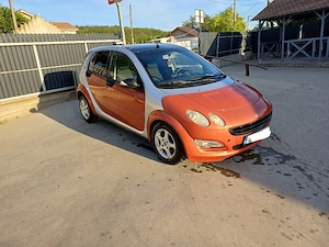 Vând sau schimb Smart forfour 1.1 benzină,75 de cai  2006 - imagine 2