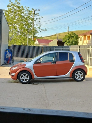 Vând sau schimb Smart forfour 1.1 benzină,75 de cai  2006 - imagine 3