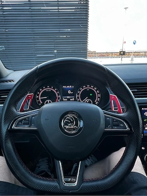Skoda Octavia 3 VRS 2.0 TDI 4x4 - imagine 10