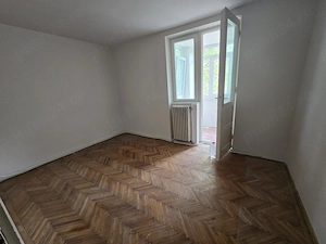 Reșița, apartament 4 camere,  90 mp, etaj 1, zona Moroasa - imagine 11