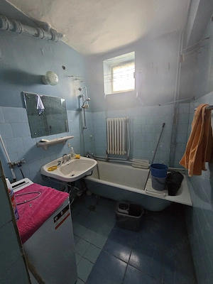 Reșița, apartament 4 camere,  90 mp, etaj 1, zona Moroasa - imagine 8