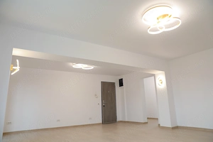 Apartament 4 camere de vânzare în Slobozia  - imagine 9