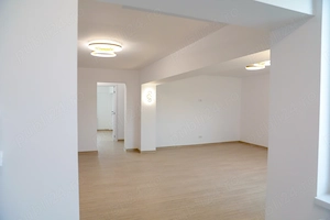 Apartament 4 camere de vânzare în Slobozia  - imagine 17