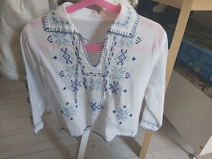 Ie traditionala de în- băieți (4-5 ani)