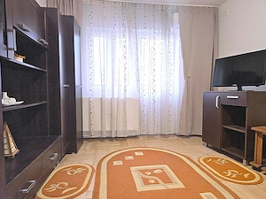 Garsoniera de inchiriat, Central zona Intim - Banu Maracine Arad - imagine 2