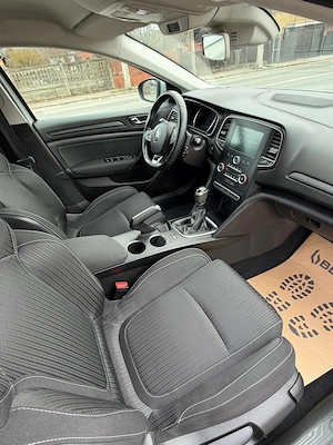 Megane 4 1.5 dci 2019 Euro 6 Navi  Ceasuri digitale Keyless   Istoric complet NORAUTO - imagine 8