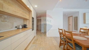 Penthouse exclusiv cu terasă spectaculoasă – Kasper Coresi, Tractorul - imagine 15