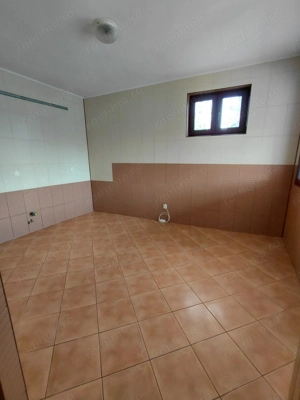 Casa P+1 zona Traian cu vedere la Brates - imagine 8