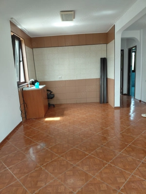 Casa P+1 zona Traian cu vedere la Brates - imagine 9