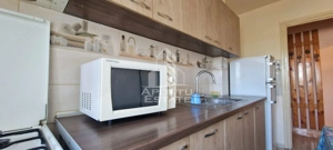 Apartament 3 camere,zona Boul Rosu - imagine 4