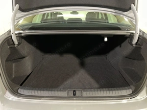 Volkswagen Passat - imagine 11