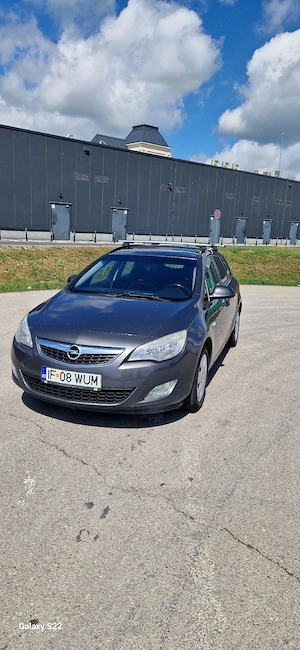 vând Opel astra j - imagine 4