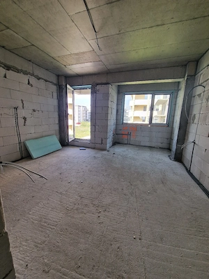 Mamaia Nord! Garsoniera 38mp, parcare si tva inclus la 100m de Marea Neagra  - imagine 9