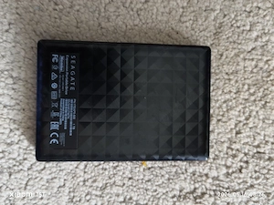Vând memorie externă Seagate 1 TB