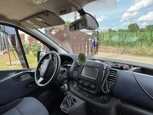 Vând Opel Vivaro 9 locuri - imagine 3