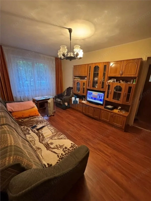 Apartament 3 camere Semidecomandat Bld. Obregia - imagine 4