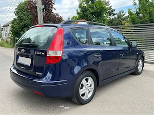 Hyundai i30 CW 1.6CRDi 2010 - imagine 2