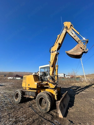 Vand excavator pe roti, Liebherr A 308 - imagine 3