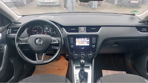 skoda octavia - imagine 2