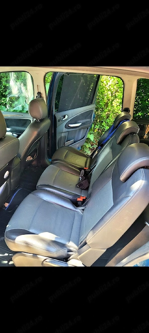 De vânzare Ford Galaxy model Ghia  - imagine 10