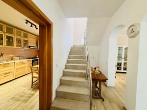 Casa cochetă la 2 minute de București în Roșu, Chiajna, zonă superbă, 4 camere - imagine 6
