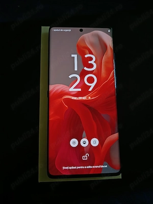 vând telefon Motorola G85 5g 