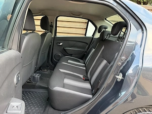 Dacia Logan Model Prestige Black&White 2019 1.0 Benzină+GPL 142.000KM Reali - imagine 8