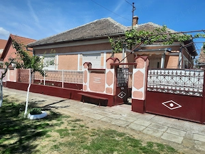 Casă solida în com. Sicula jud. Arad